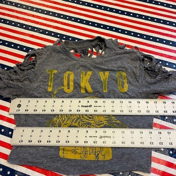 Locker Stock Tokyo Tiger Slashed Crop Top Tee XS - Picture 6 of 10